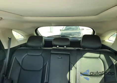 2022 Genesis Gv70 2.5T Standard z USA, uszkodzony, nr VIN KMUMADTB4NU061089